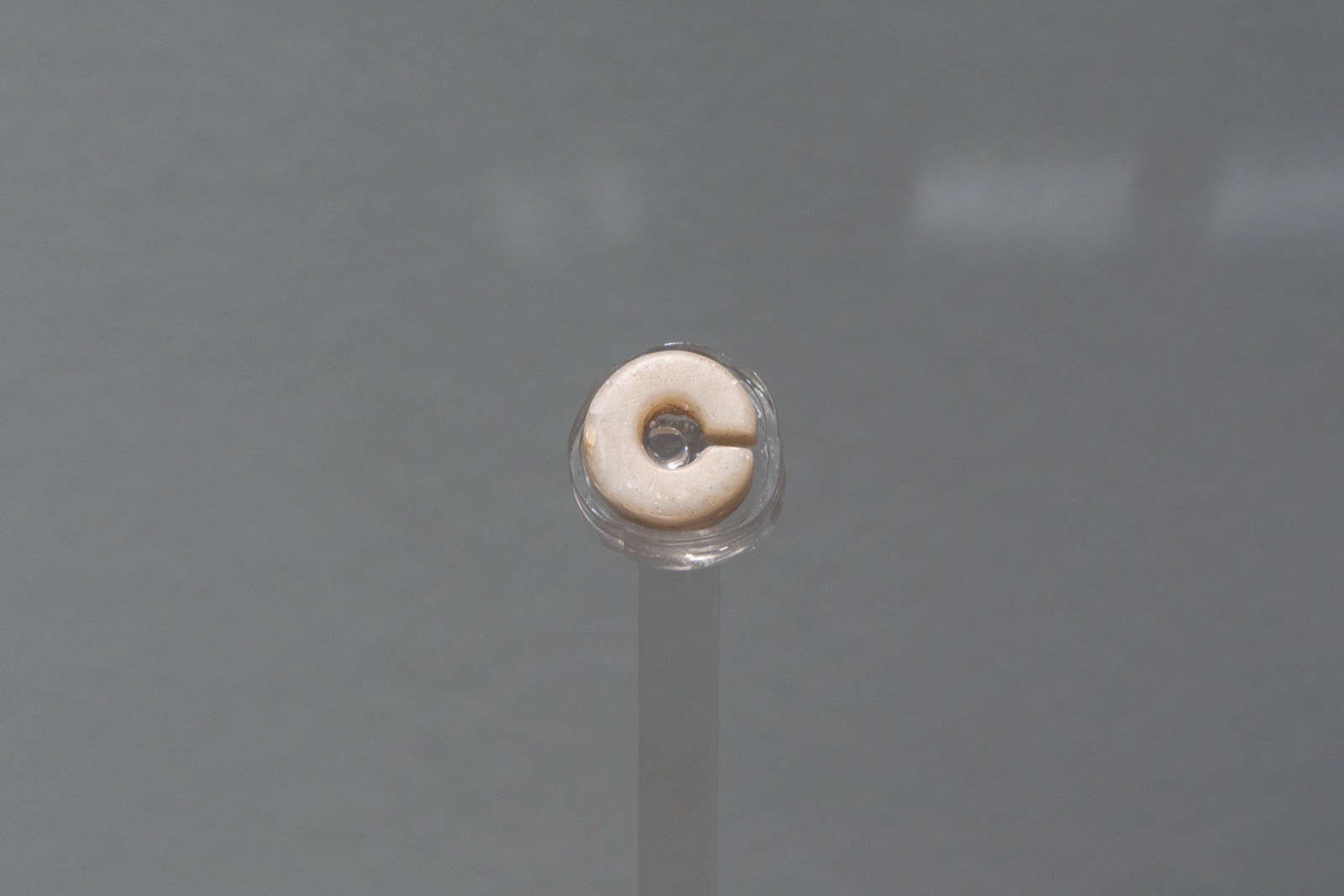 1 玉玦 2020年常熟梅李何村遗址出土 新石器时代·马家浜文化（距今约7000～6000年）